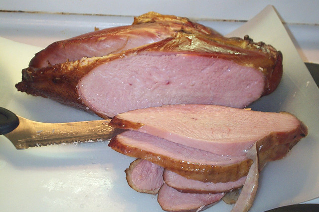 slicing cooked duck